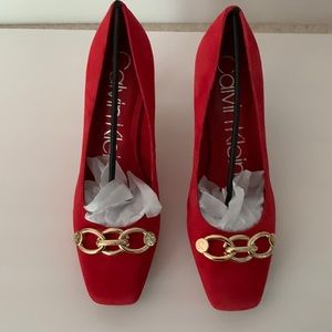 CALVIN KLIEN-BRITA SQUARE TOE PUMP